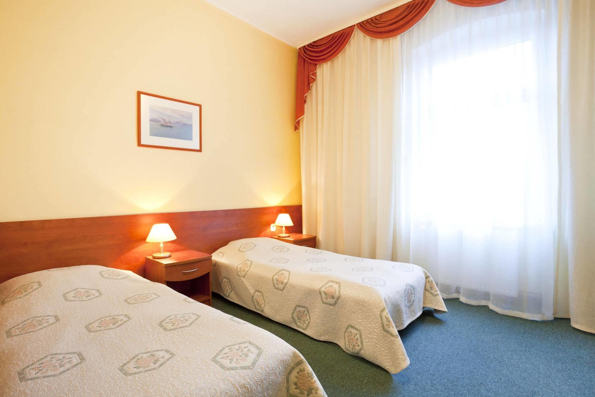 Hotel Kapitan Στσέτσιν Εξωτερικό φωτογραφία